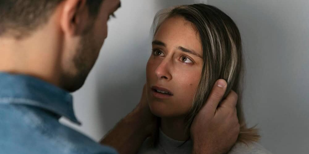 7 schmerzhafte Emotionen, die ein Narzisst in Ihnen auslöst