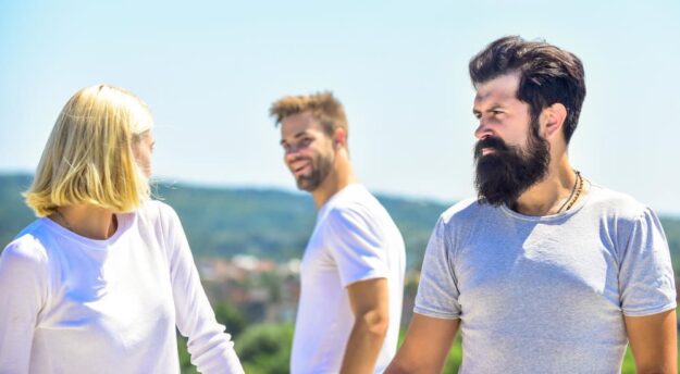 Narzisstische Triangulierung Narzisstische Triangulierung